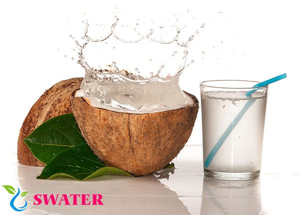 Tuyet chieu tranh mat nuoc cho co the vao nhung ngay he nang nong