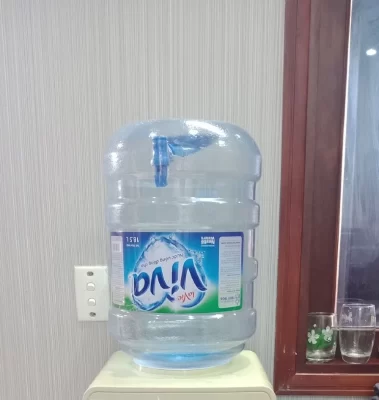 cach rot nuoc binh lavie viva 18.5 lit tn